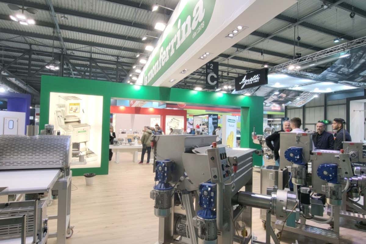 Imperia Monferrina è tradizione: ecco la macchina per creare una pasta ruvida