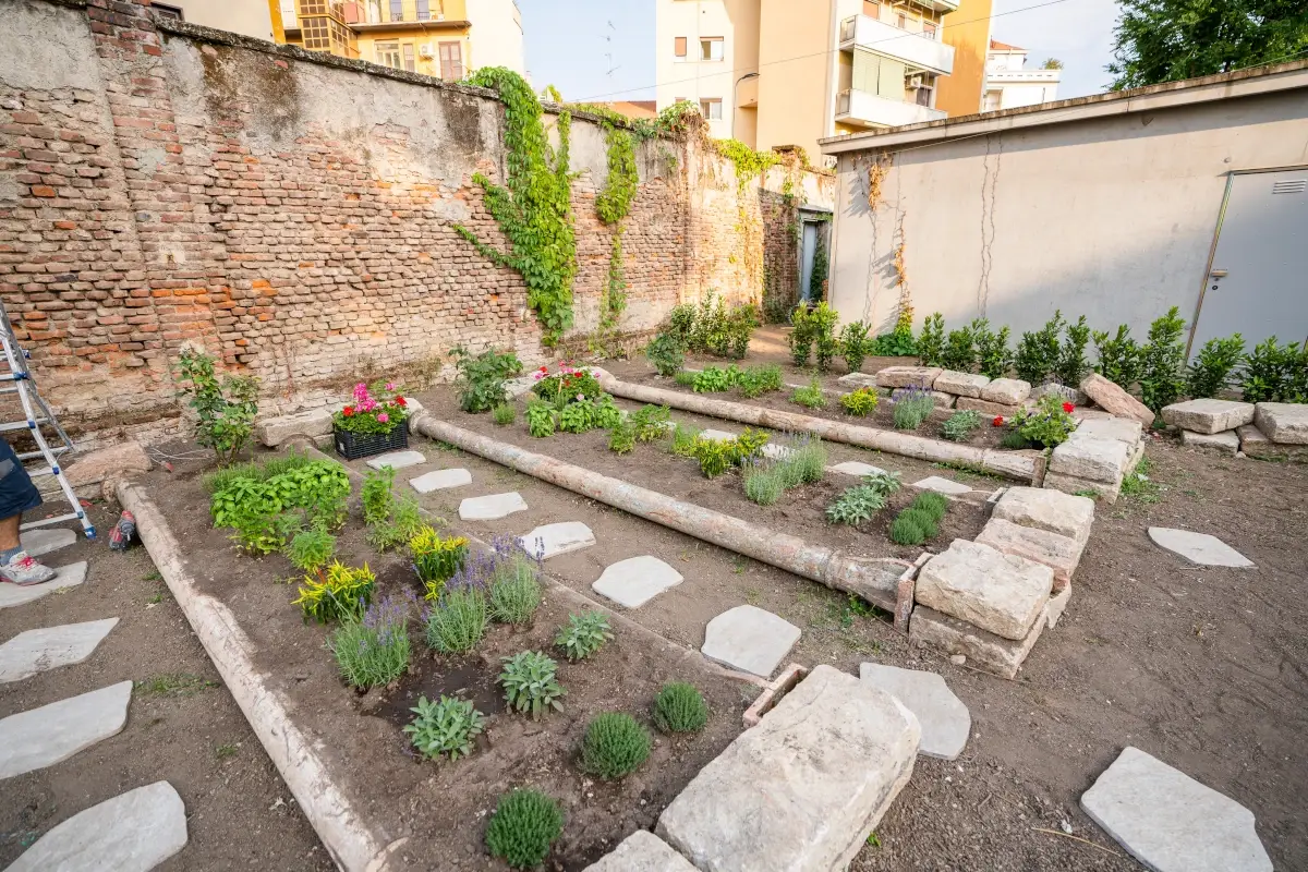 Gli orti&nbsp; A Milano ora c'&egrave; &ldquo;mosso&rdquo;, un Punto di comunit&agrave; per gusto, formazione e inclusione