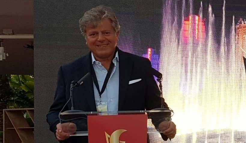 Gianni Indino - La Romagna si prepara all'estate  Spiagge, hotel, locali: si cambia