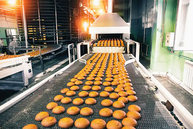 Industria, ad agosto produzione in crescita del 2,3%