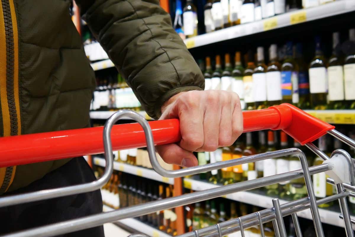 Inflazione in calo a ottobre: prezzi pi&ugrave; stabili e respiro per i consumi