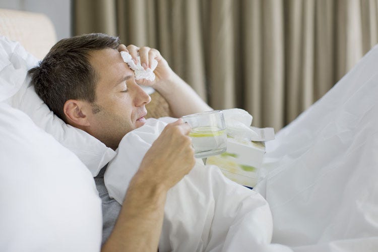 Raffreddore e influenza si curano in modo diverso (Raffreddore e influenza Cambiano sintomi e cure)