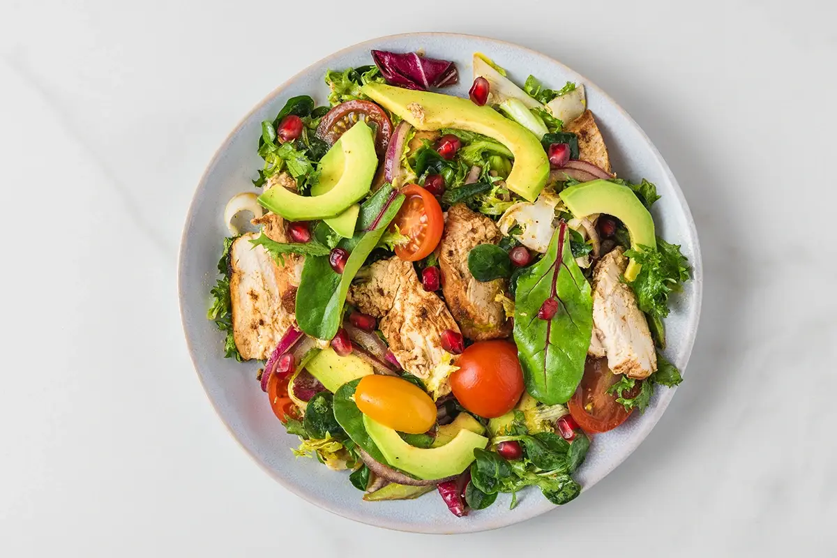 L&rsquo;insalata, purch&eacute; sia completa, &egrave; sempre la scelta vincente Appuntamento galante? Ecco la dieta detox da fare una settimana prima