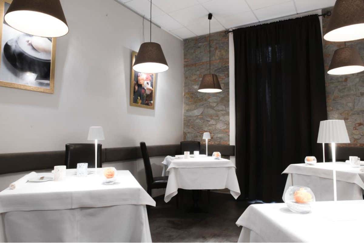 Gli interni dell'insolita Trattoria Tre Soldi di Firenze 