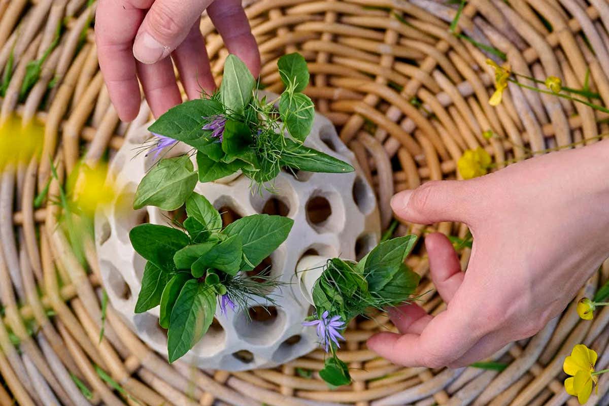 Il ristorante galleggiante nel fiordo di Hardanger che sembra un occhio di salmone