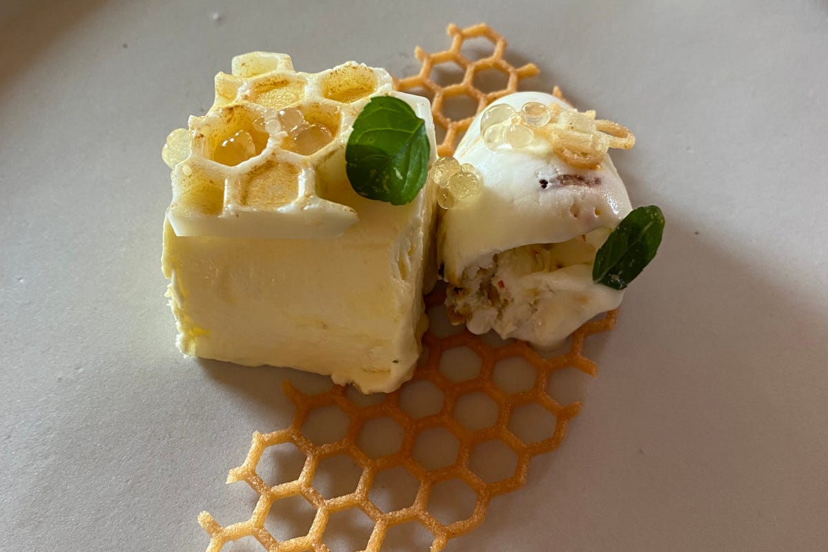 Cassata with lemon, pollen ice cream and pannacotta with sunflower honey La Palta by Isa Mazzocchi: when the Province becomes a resource