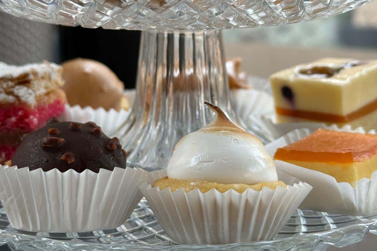 Tè dal mondo in un unico luogo: da Isanti, pluripremiata pasticceria in Tuscia