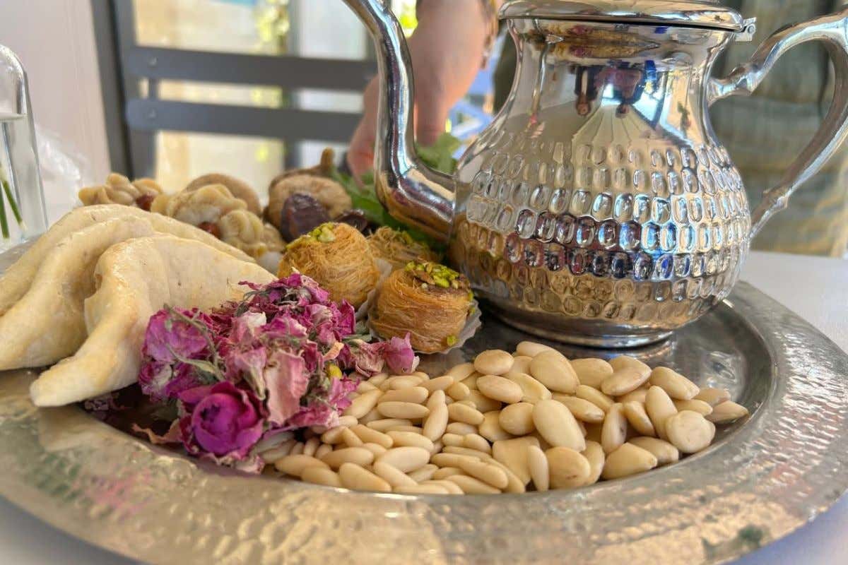 Tè dal mondo in un unico luogo: da Isanti, pluripremiata pasticceria in Tuscia