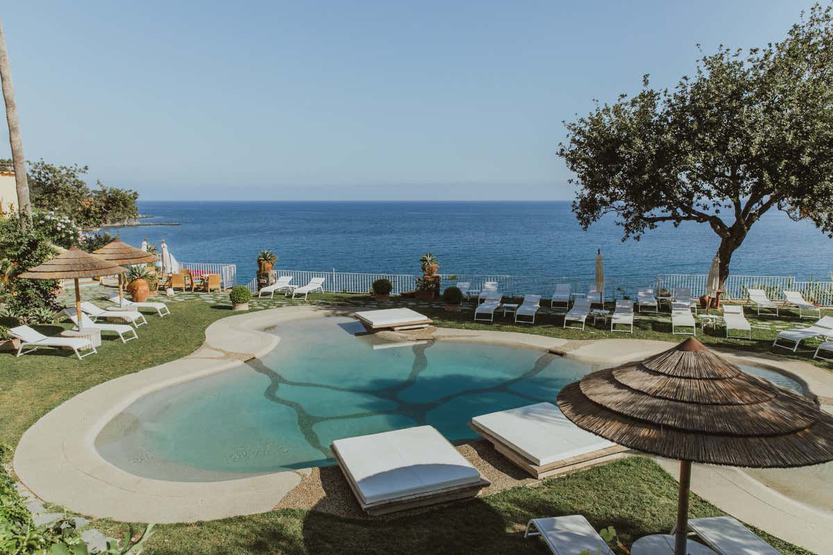 Dove soggiornare a Ischia? Quattro hotel per quattro modi diversi di vivere l'isola Dove soggiornare a Ischia? Quattro hotel per quattro modi diversi di vivere l'isola