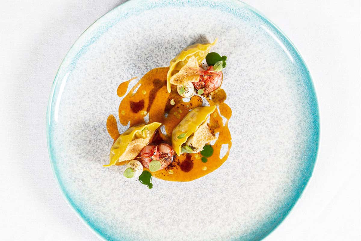 Ravioli di genovese, gambero rosso e perle di dragoncello [[Giro del Golfo in otto giorni]]: Albergo Regina Isabella a Ischia