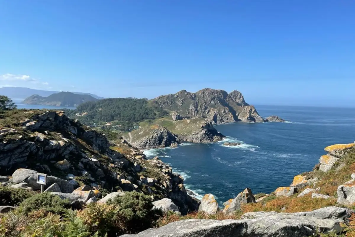 Le Isole Cies&nbsp; Contro il turismo di massa, tutti vogliono il &ldquo;numero chiuso&rdquo;: &egrave; davvero la soluzione?