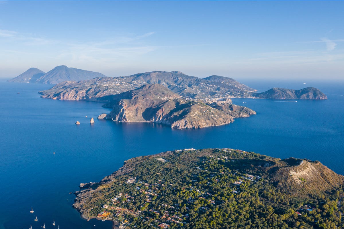 Le isole Eolie Messina e le Eolie un'antichissima vocazione vitivinicola