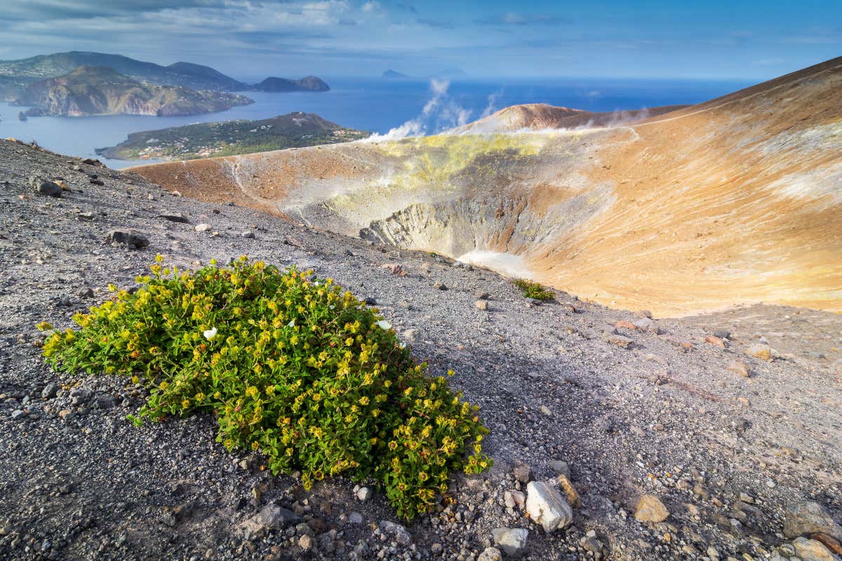 Il gran cratere di Vulcano