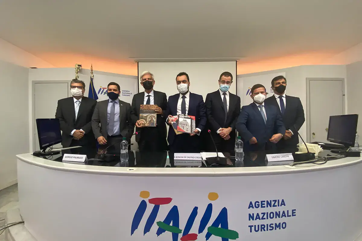 L'incontro con la delegazione brasiliana nella sede Enit Italia-Brasile si incontrano all'Enit per rinnovare le strategie turistiche comuni