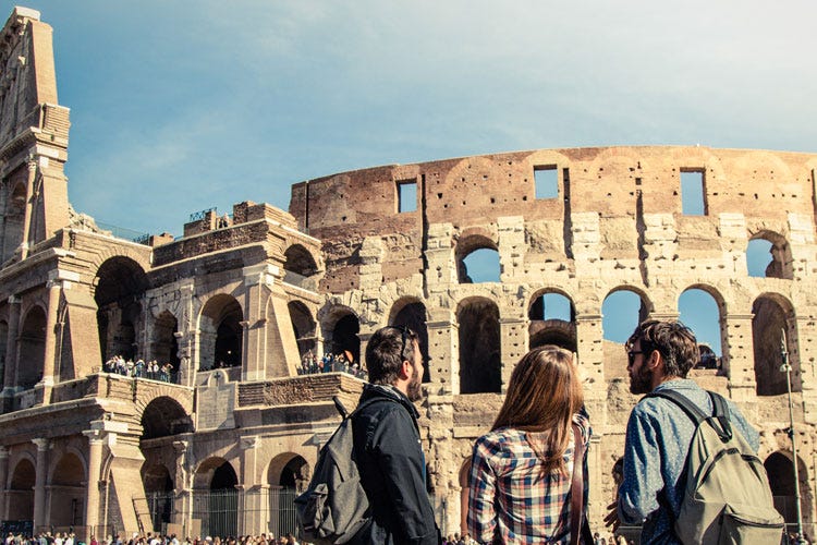 L'Italia del turismo cresce 
Ma i competitors incassano di più