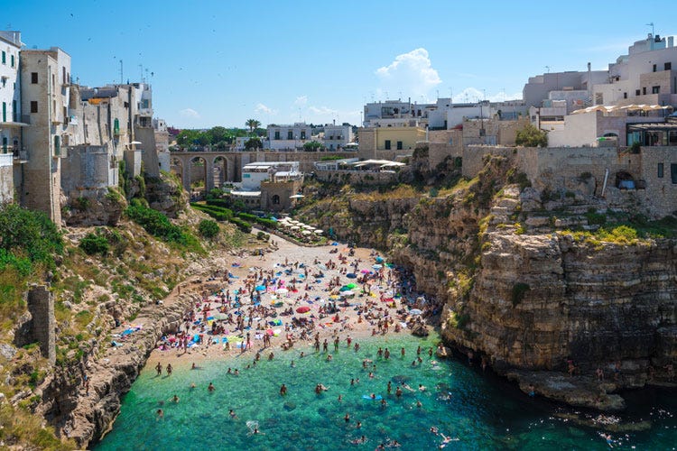 Estate, vacanze per il 90% degli italiani 
Il Belpaese meta preferita, poi la Grecia