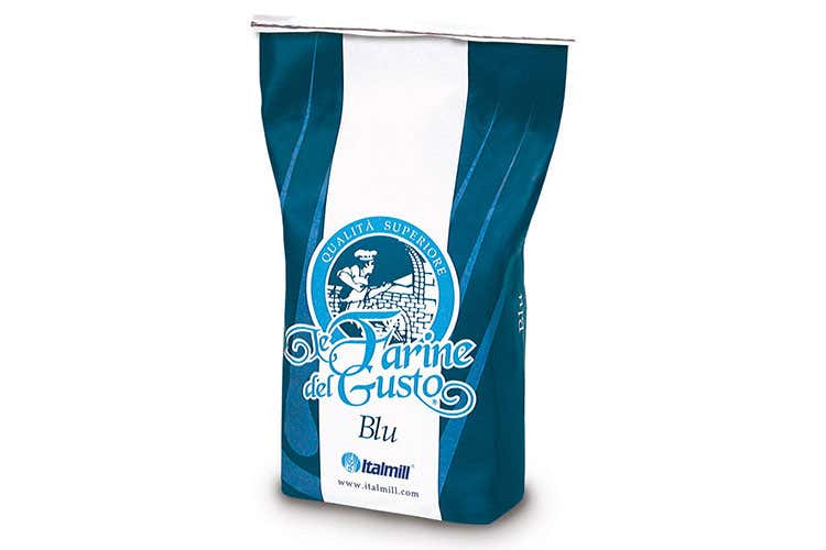 Cottura in forno a legna per una pizza a regola d&rsquo;arte