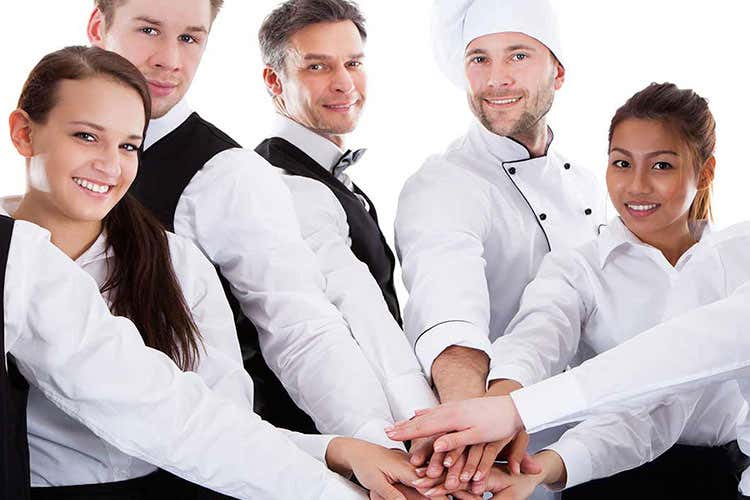 (JobHoreca.it Il contatto tra aziende e personale) (JobHoreca.it Il contatto tra aziende e personale)