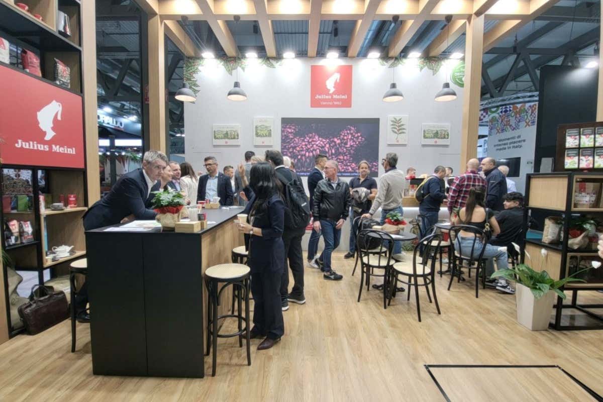 Biologica e sostenibile: la nuova linea di caffè di Julius Meinl