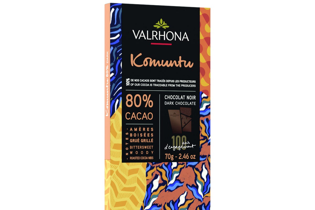 Komuntu 80% Valrhona festeggia un secolo di impegno per il cioccolato di qualità