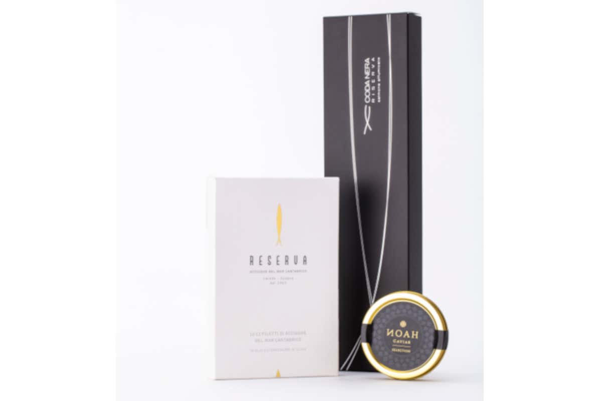 La linea La Nef Deluxe Si fa presto a dire salmone, [il coda nera &egrave; il re degli affumicati]