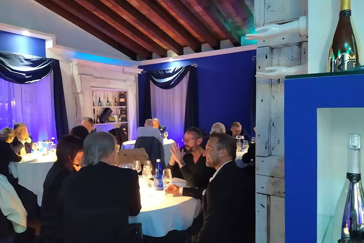 La sala Cavialeria-Champagneria -La Briciola 4.0 Inaugurata a Brescia la prima cavialeria d&rsquo;Italia