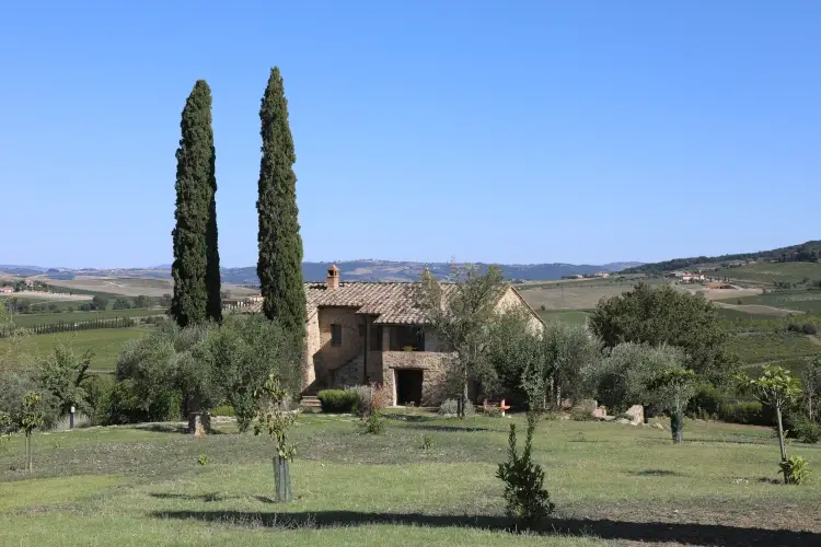 Podere La Casa di Tenuta Caparzo, vacanze di gusto tra i vigneti di Montalcino