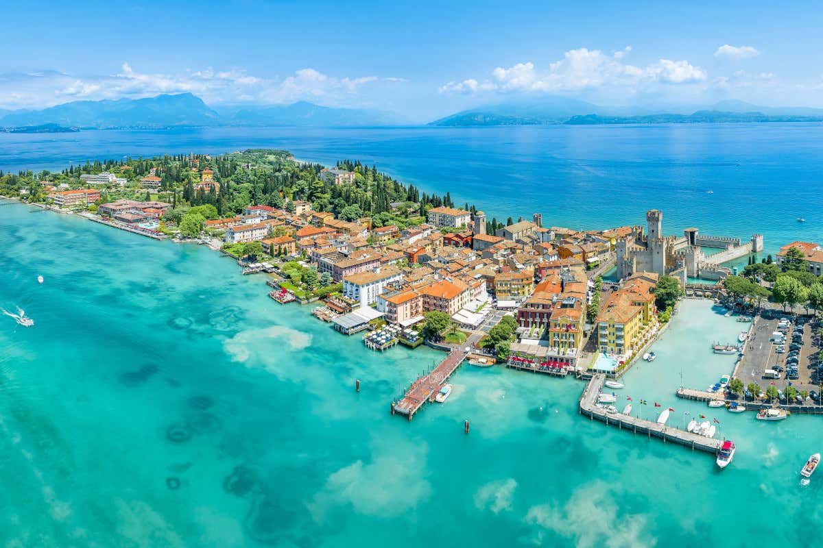 Estate 2025: ecco la classifica dei migliori laghi d'Italia (valutati anche dall'IA)