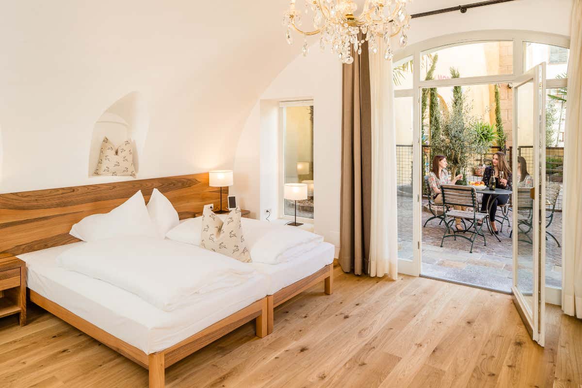 Romantik B&B Art Hotel Jagdhof In cerca di una fuga d'amore? Il lago è sempre una buona idea