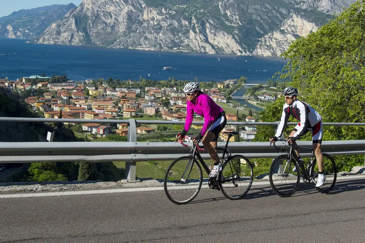 In bici alla scoperta del lago di Garda In bici alla scoperta del lago con Verona Garda Gravel