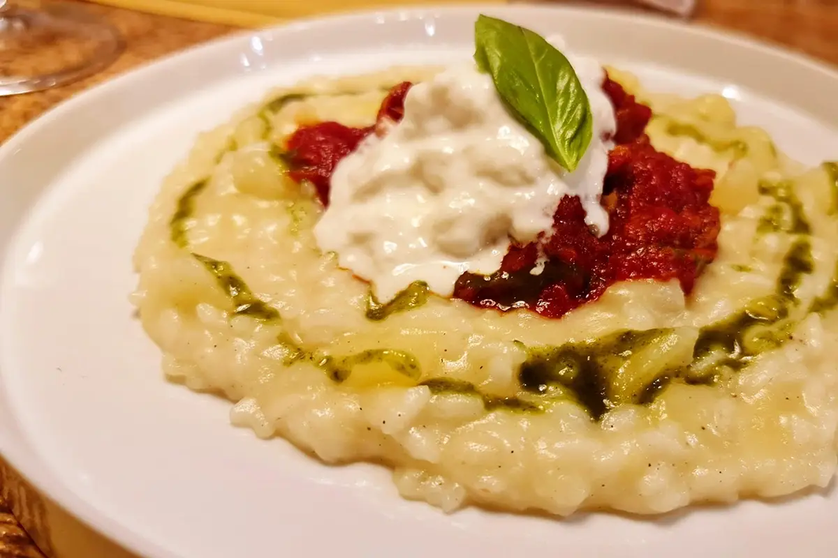 La Locanda del Profeta - Dall’inferno al paradiso Piatti e pizze in onore di Dante: ecco le proposte a Napoli