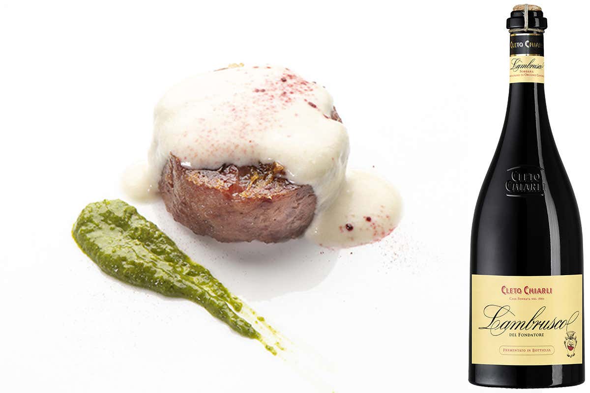 “Zampone con salsa alle mandorle, salsa verde, lampone crispy e polvere di rapa rossa” di Luca Marchini £$L’Italia del vino:$£ tre Lambrusco da scoprire “Zampone con salsa alle mandorle, salsa verde, lampone crispy e polvere di rapa rossa” di Luca Marchini £$L’Italia del vino:$£ tre Lambrusco da scoprire