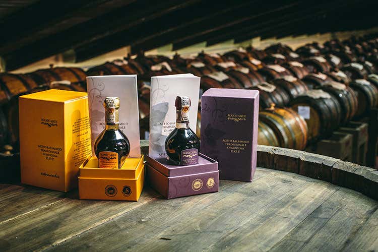 (Lambrusco Bio e Balsamico TradizionaleL'Emilia premium di Manicardi) (Lambrusco Bio e Balsamico TradizionaleL'Emilia premium di Manicardi)