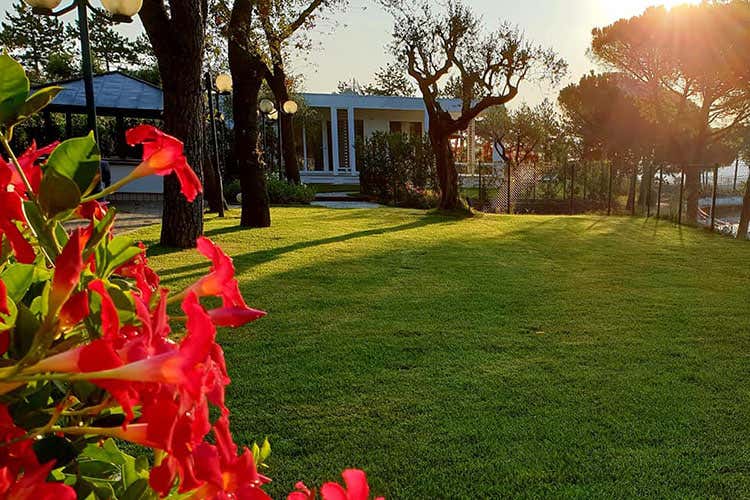 La Pescaccia &egrave; un villaggio glamping sulle colline di San Clemente. Fonte: Facebook Smart working con vista? In Emilia-Romagna per tutti gusti