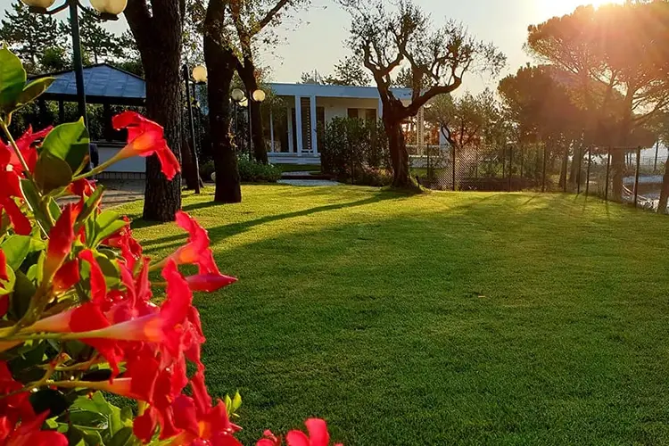 La Pescaccia &egrave; un villaggio glamping sulle colline di San Clemente. Fonte: Facebook Smart working con vista? In Emilia-Romagna per tutti gusti