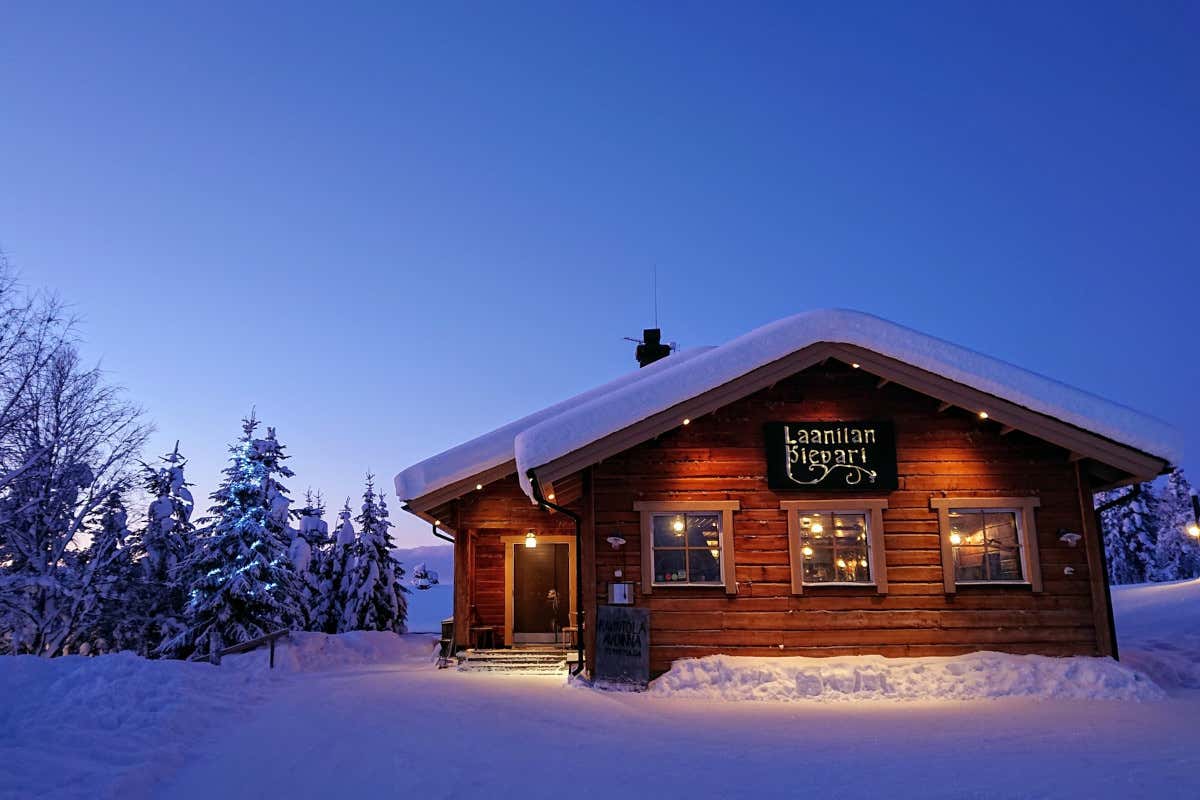 Viaggio in Lapponia sulle tracce di Babbo Natale e dell'aurora boreale 