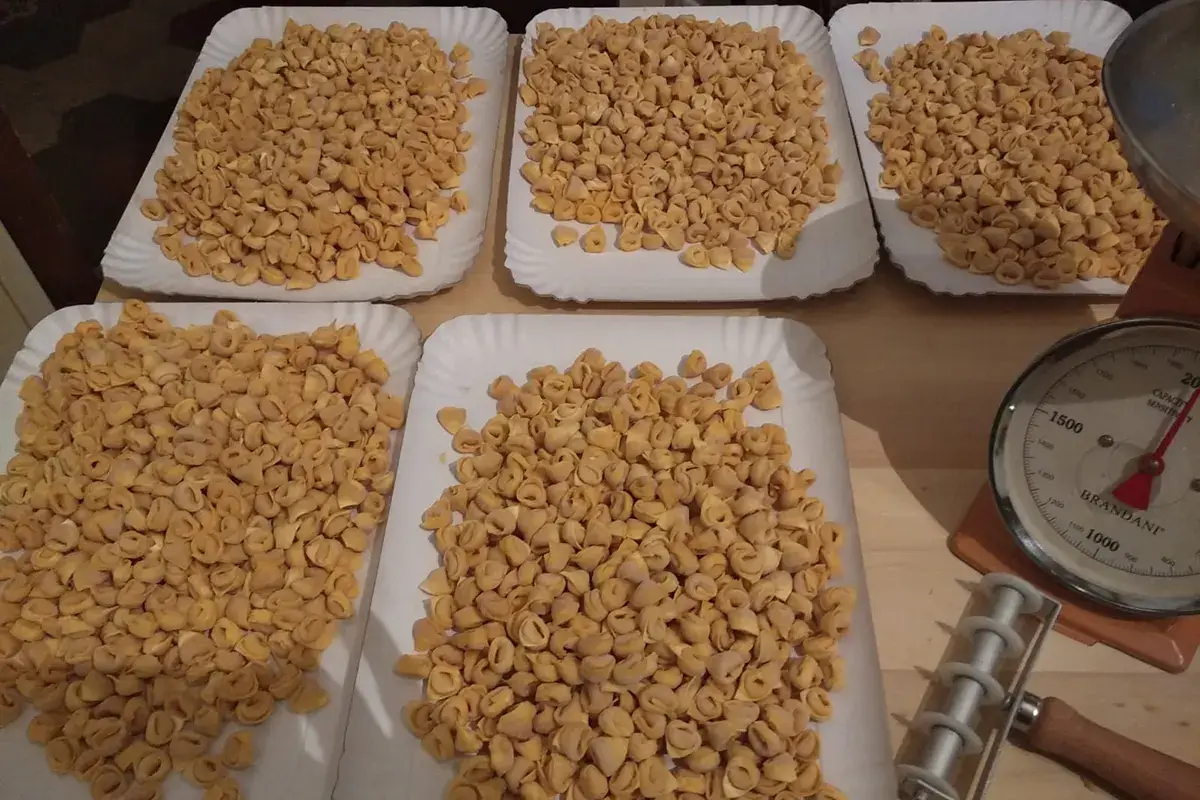Altra pasta fresca Dagli eventi alla pasta fresca Il mattarello salva Villa la Torre