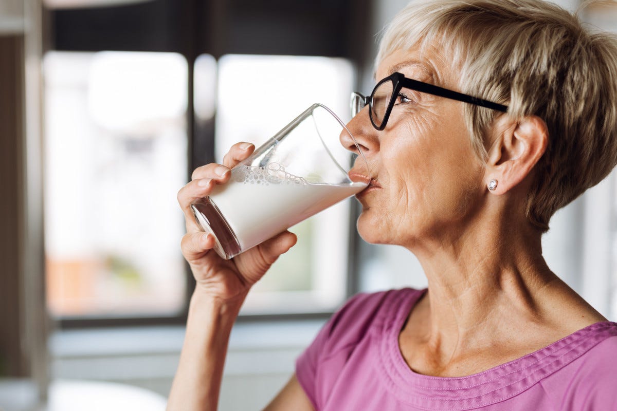 Latte e yogurt combattono lo stress insieme a tre buone abitudini quotidiane