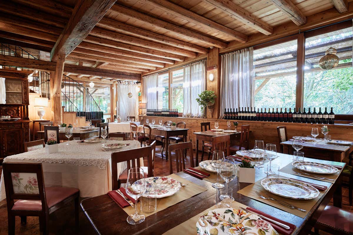 La sala del ristorante della Locanda Sandi