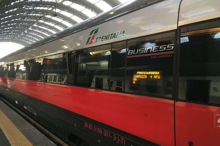 Le Frecce, nuovi servizi per i passeggeri Da Milano a Roma in 2 ore e 20 minuti Le Frecce, nuovi servizi per i passeggeri Da Milano a Roma in 2 ore e 20 minuti