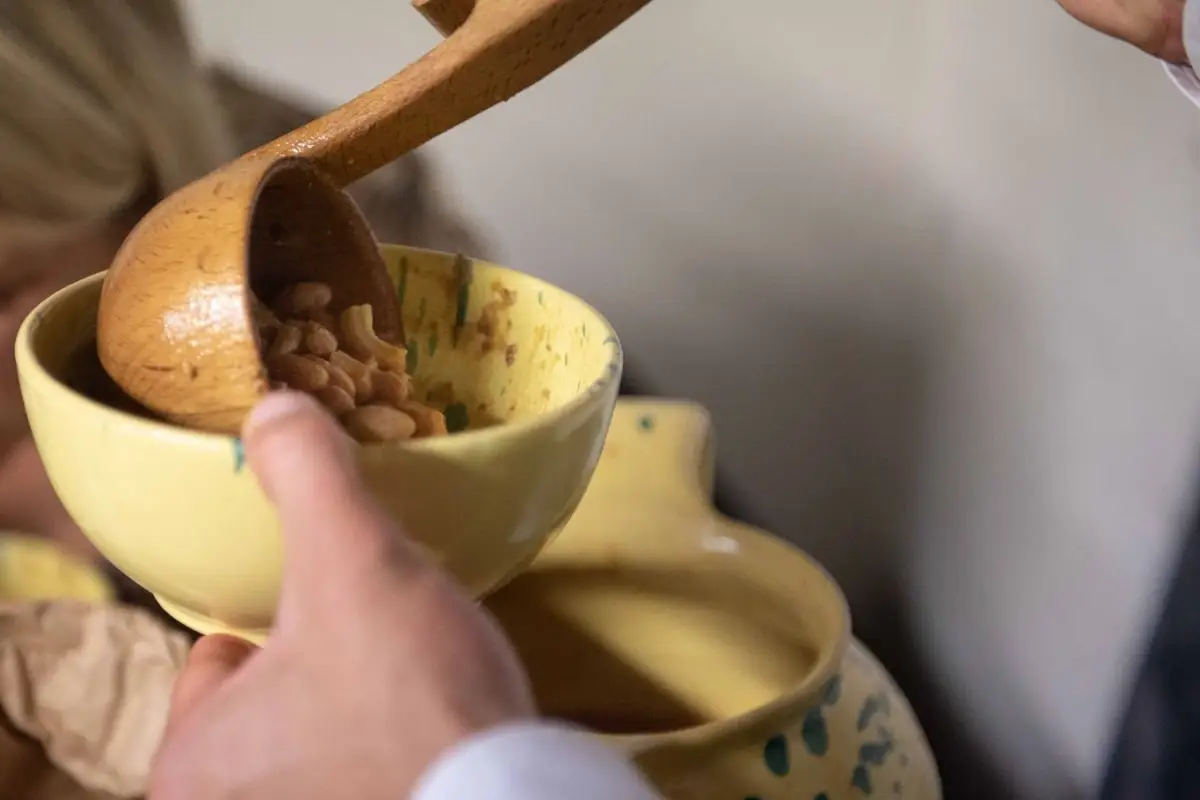 Leguminaria propone un ricco programma di iniziative, menu e intrattenimenti Ad Appignano a caccia di legumi antichi e ceramiche