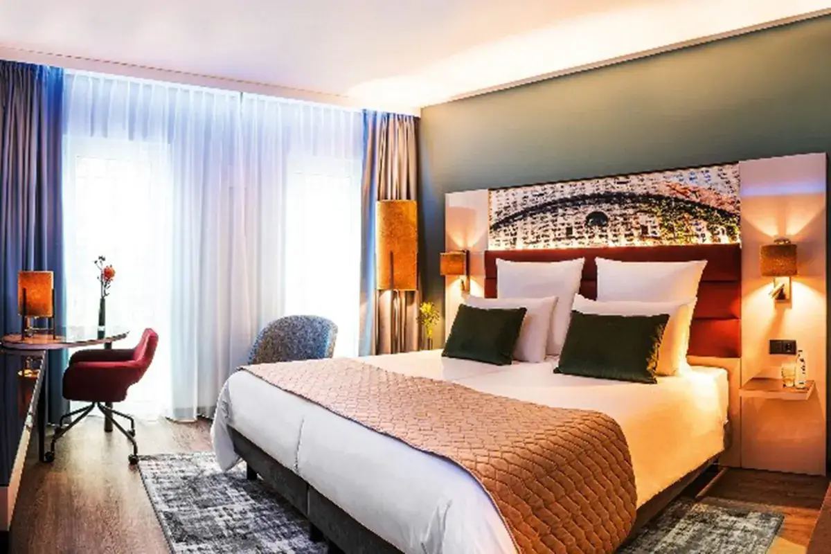 Una stanza del Leonardo Royal Hotel Viaggio in Baviera? La tappa giusta &egrave; negli hotel di Augsburg