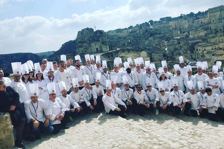 (Les Toques Blanches d’HonneurA San Patrignano la 21ª edizione) (Les Toques Blanches d’HonneurA San Patrignano la 21ª edizione)