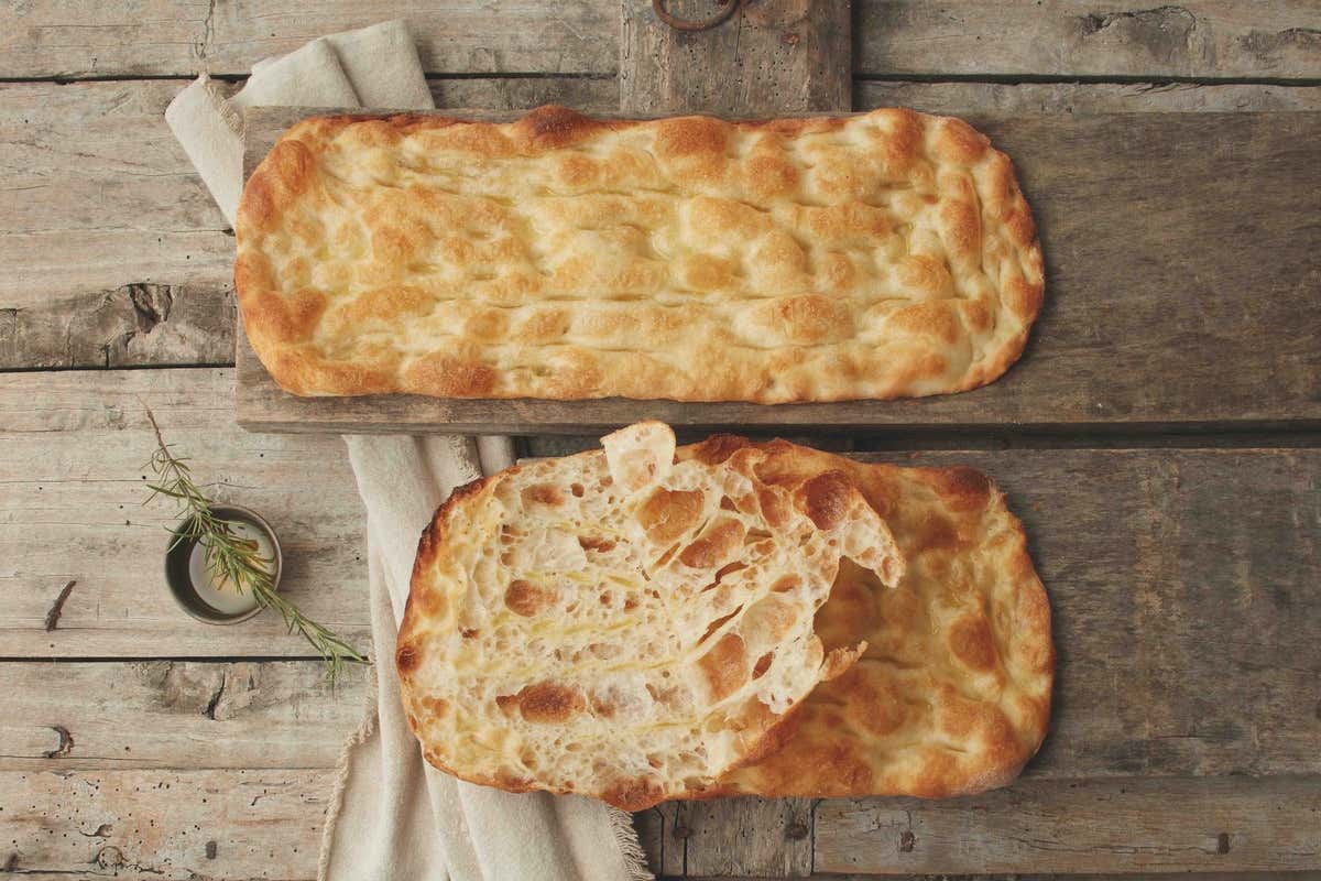 Troppo Pinsa, il mix Lesaffre per una pinsa croccante e leggera Troppo Pinsa, il mix Lesaffre per una pinsa croccante e leggera