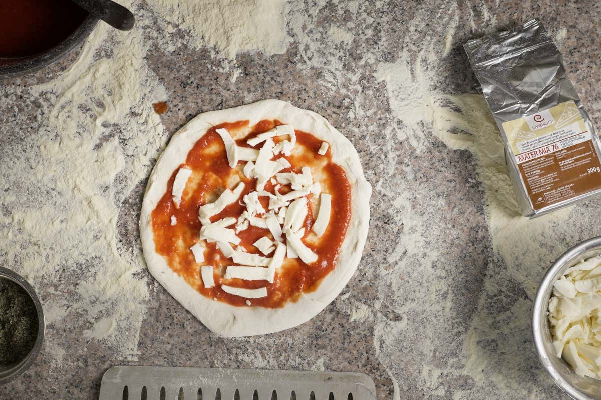 Ecco come ottenere una pizza più digeribile con il lievito madre con enzimi Ecco come ottenere una pizza più digeribile con il lievito madre con enzimi