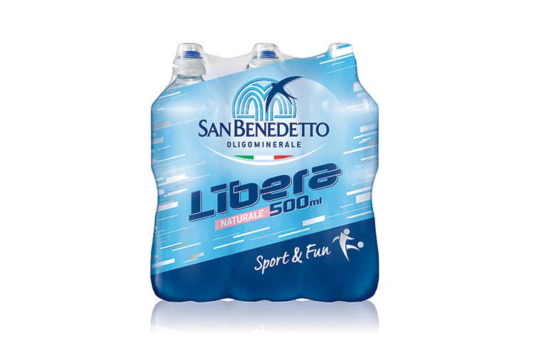 Libera 0,50 l, immagine sprintRestyling per l'acqua degli sportivi