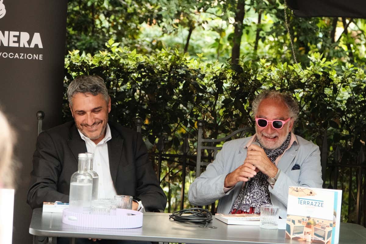 Roma dall'alto, torna la guida che racconta le migliori terrazze gourmet Roma dall'alto, torna la guida che racconta le migliori terrazze gourmet