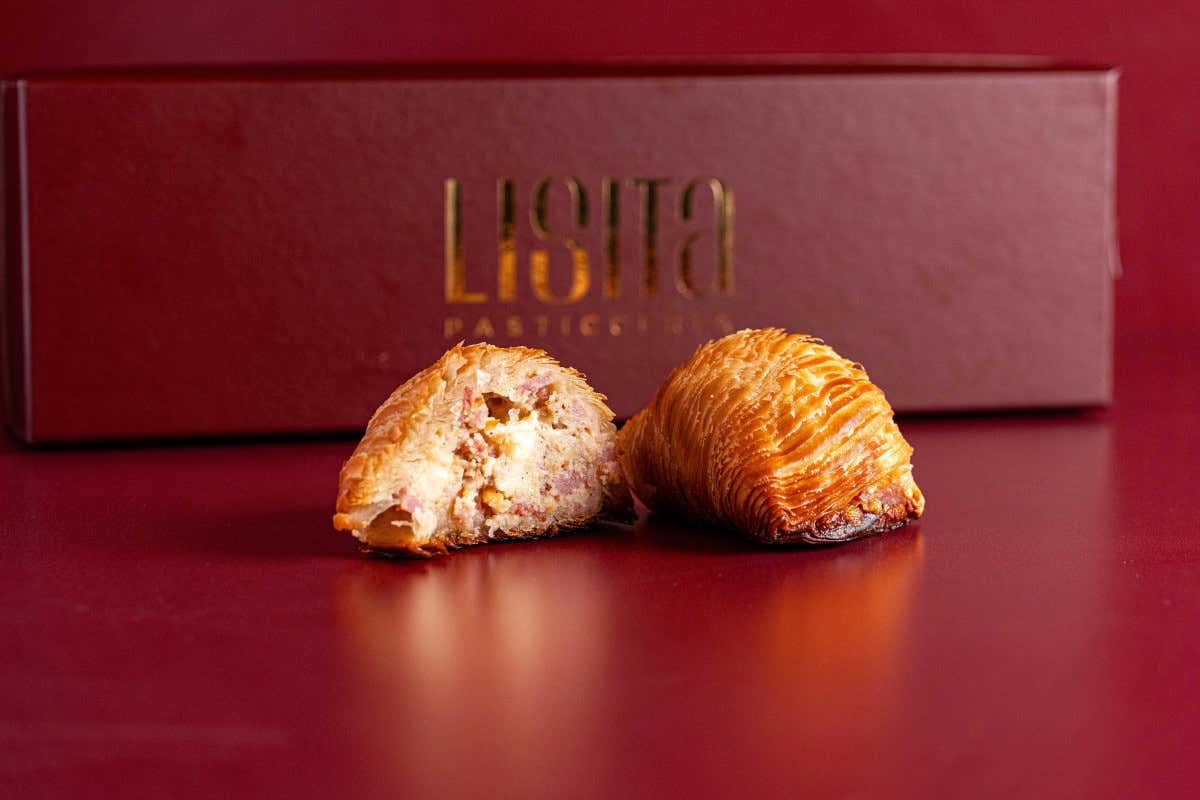 Il casatiello di Pasticceria Lisita (foto: Alessandro Micarelli) Pasticceria Lisita: a Pasqua arriva il casatiello, uno dei dolci simbolo di Napoli