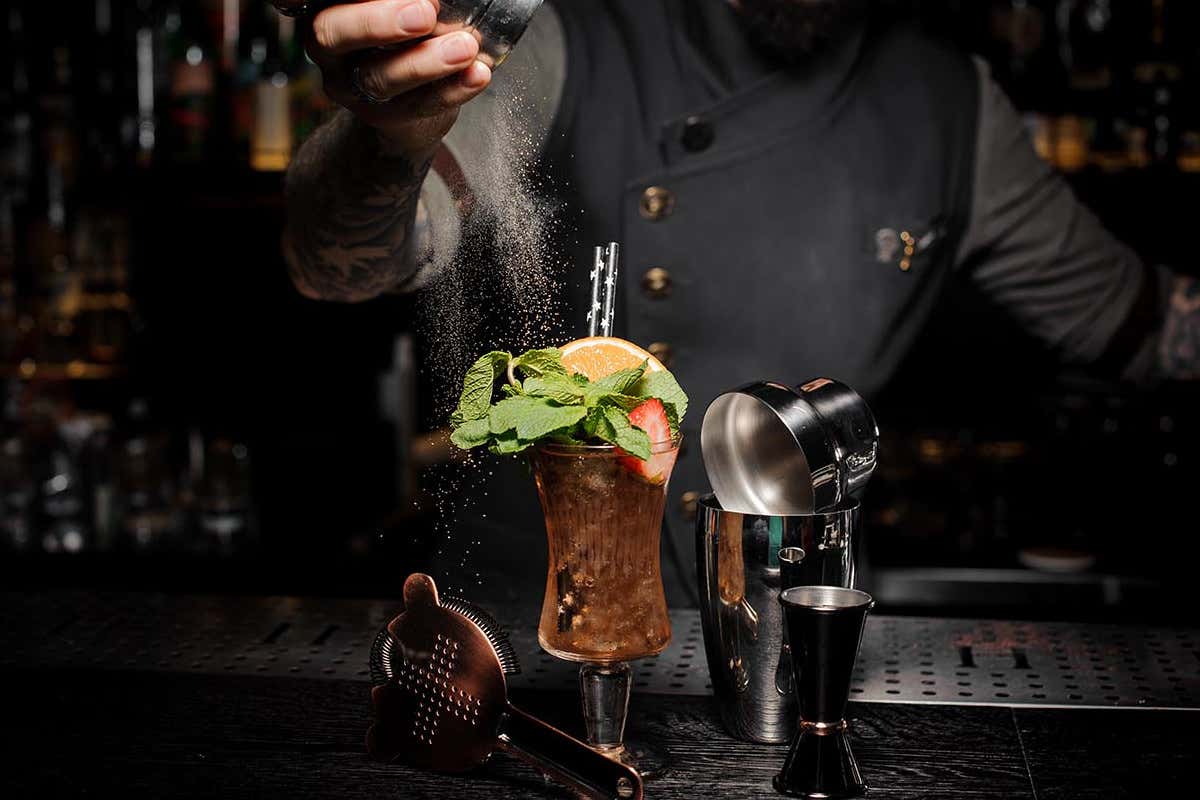 Ecco la nuova lista Iba: 101 cocktail tra storia, tips e video ricette. Tutte le novità Ecco la nuova lista Iba: 101 cocktail tra storia, tips e video ricette. Tutte le novità