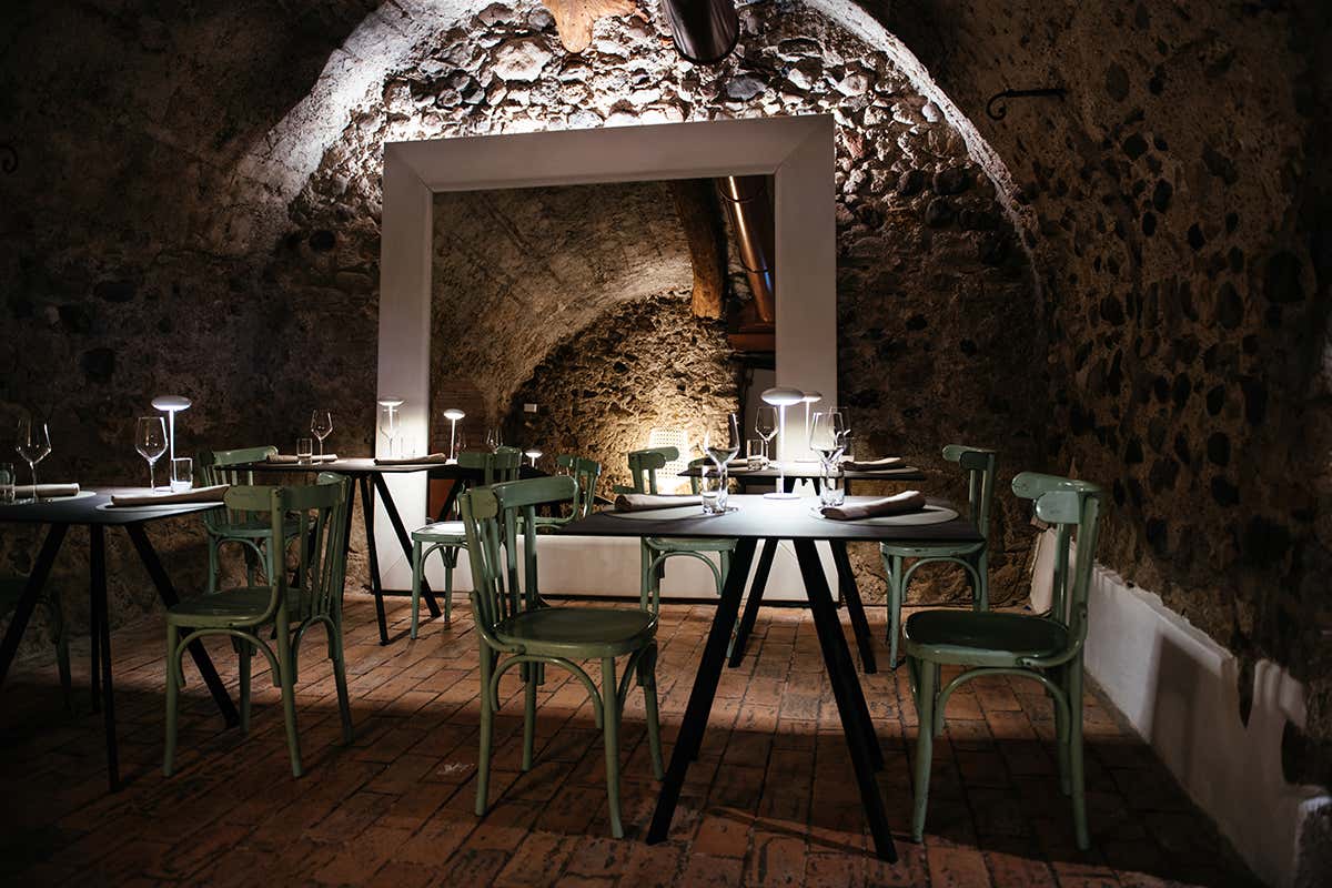 L'interno. Foto: Arturo Rinaldi e Marco Di Donato Locanda Perbellini - Ai Beati, il ritorno a casa di Giancarlo